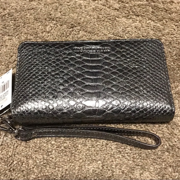 Michael Kors Multifunction Wallet/ Wristlet Pewter - Picture 2 of 5